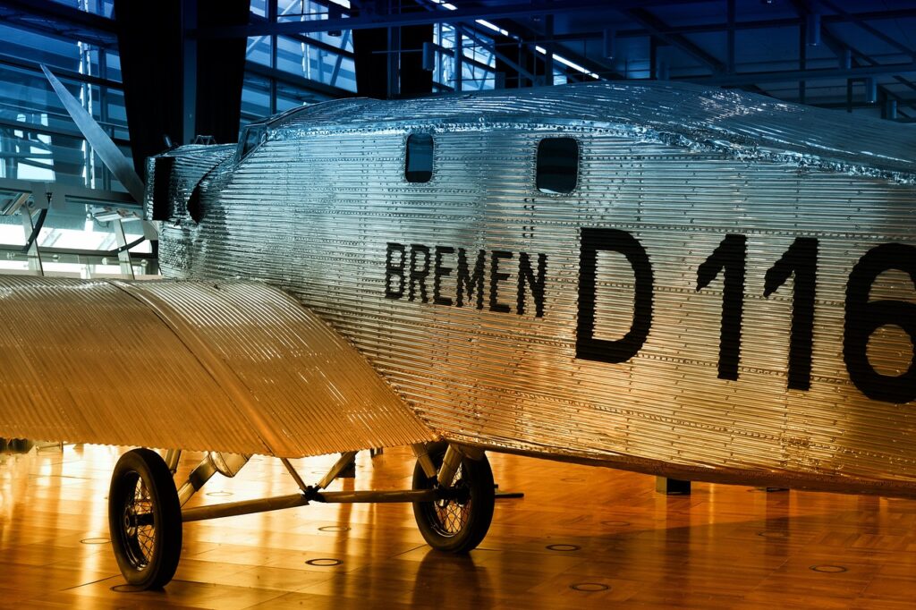 bremen, junkers, w 33, historic aircraft, bremen airport, bremen, bremen, bremen, bremen, bremen, bremen airport